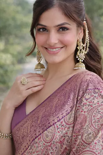 Purple silk blend banarasi saree with unstitched blouse piece