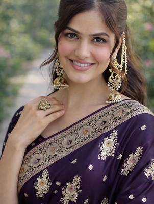 Plum silk blend banarasi saree with unstitched blouse piece 2
