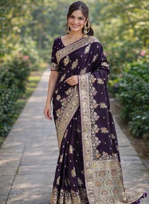 Plum silk blend banarasi saree with unstitched blouse piece 3