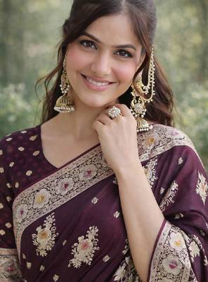 Wine silk blend banarasi saree with unstitched blouse piece 2