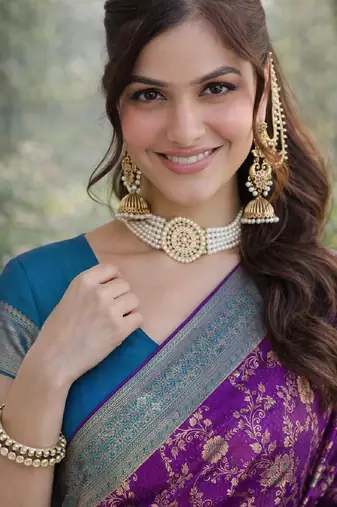 Purple silk blend banarasi saree with unstitched blouse piece