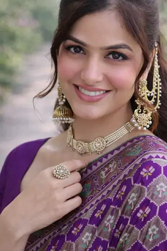 Purple silk blend banarasi saree with unstitched blouse piece