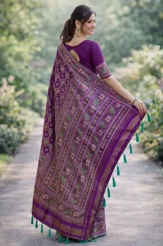 Purple silk blend banarasi saree with unstitched blouse piece