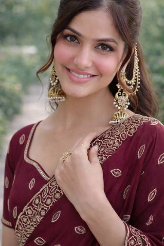 Wine soft georgette embroidery work designer party wear saree with unstitched blouse piece