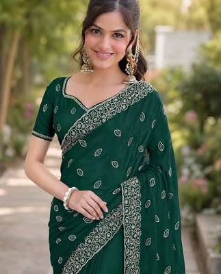 Green georgette embroidery saree with unstitched blouse piece 2