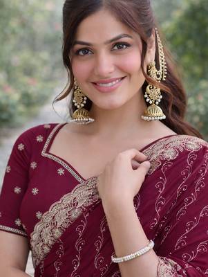 Wine georgette embroidery saree with unstitched blouse piece 1