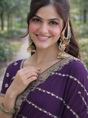 Lavender georgette embroidery saree with unstitched blouse piece 3