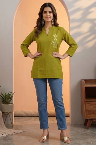 Green silk cotton thread short kurti