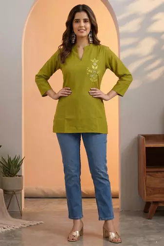 Green silk cotton thread short kurti