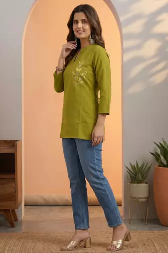Green silk cotton thread short kurti