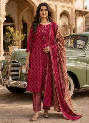 Magenta pink cotton printed readymade suits 1