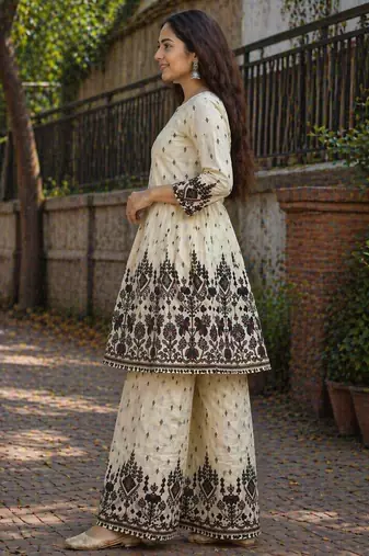 Off white malmal cotton printed co ord set