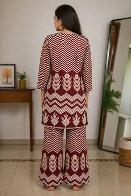 Mahroon malmal cotton printed co ord set 3