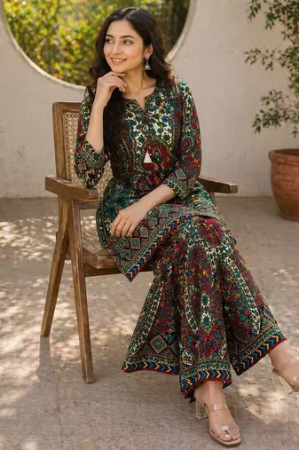 Multicolour rayon cotton paisley printed co ord set