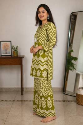 Olive green malmal cotton printed co ord set 3