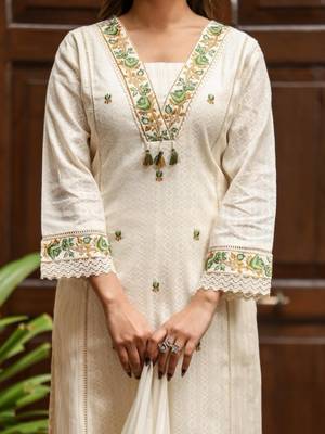 Off white cotton kurta set with green embroidery and dupatta     ethnic wear 4