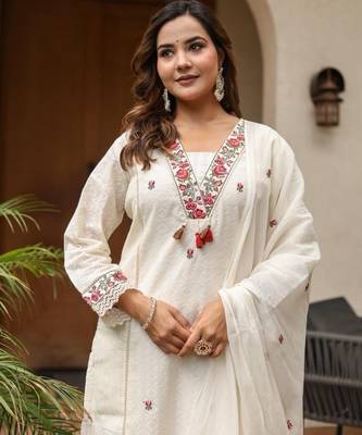 Off white cotton kurta set with red embroidery and dupatta     ethnic wear 4