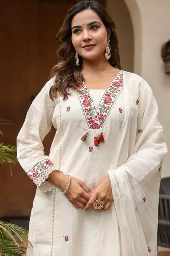 Off white cotton kurta set with red embroidery and dupatta – ethnic wear