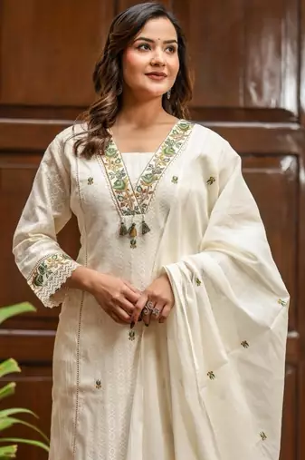 Off white cotton kurta set with red embroidery and dupatta – ethnic wear