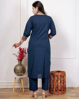 Navy blue cotton kurta set with patch handwork and printed dupatta     ethnic wear 4