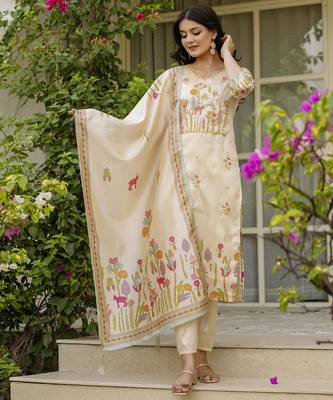 Women's cream viscose silk sequin & stone embroidered kurta pant set with printed silk dupatta 1