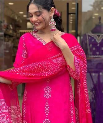 Pink french crepe v-neck kurta with sequin and stone embroidery printed chinon dupatta for elegant festive wear. 4