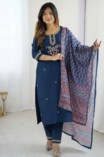 Women's navy blue chanderi silk sequin embroidered kurta pant set with printed muslin dupatta