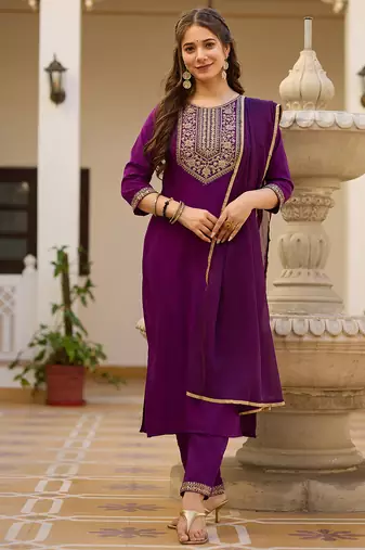 Women's purple rayon sequin embroidered kurta pant set with solid chinon dupatta