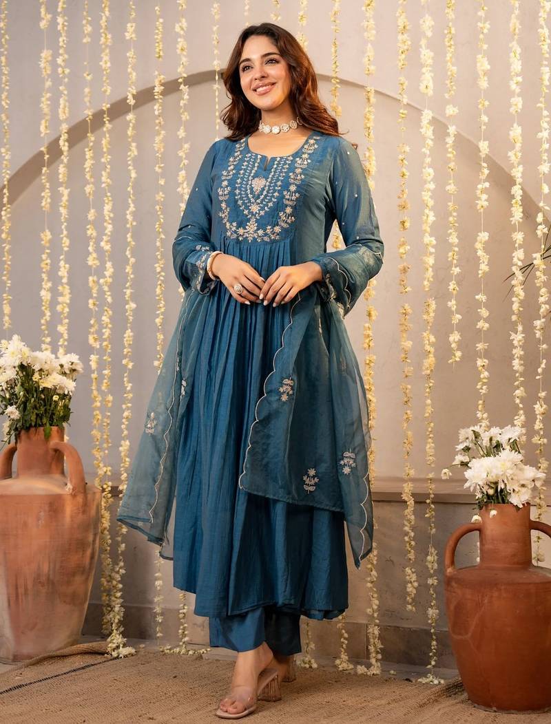 Women's chanderi silk sequin stone embroidery v neck blue kurta pant set with chanderi dupatta
