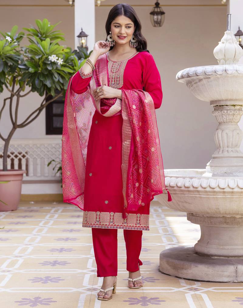 Women's pink viscose chanderi silk kurta pant set with organza dupatta