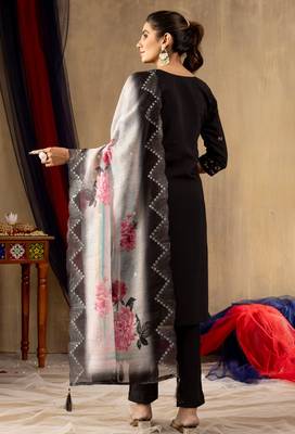 Black embroidered  roman silk straight kurti pant dupatta set 4