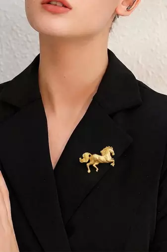 Elegant running horse designer brooch pin for women & men