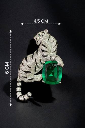 Luxury tiger green stone crystal designer brooch pin for women & men