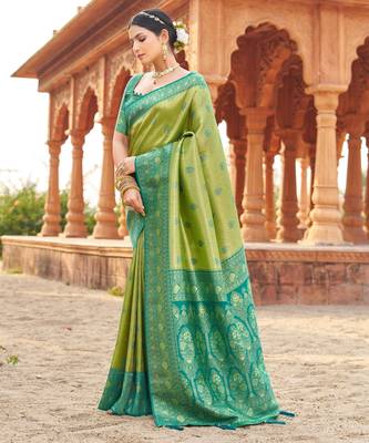 Green soft banarasi silk zari woven saree with blouse 3