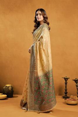 Cream premium spun cotton zari woven saree with blouse 2