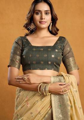 Cream premium spun cotton zari woven saree with blouse 4