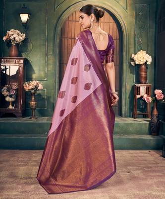 Light purple silk zari woven saree with blouse 5