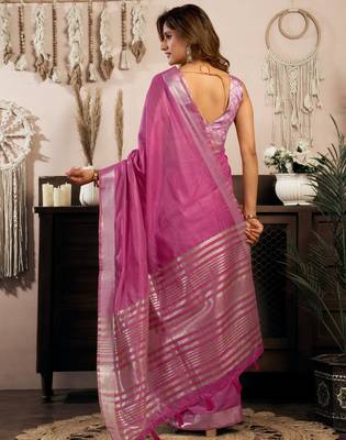 Magenta khadi cotton zari woven saree with blouse 5