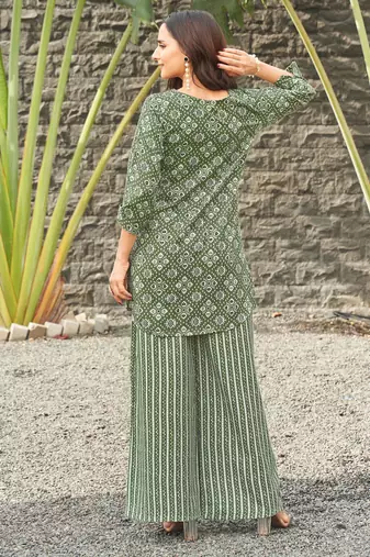 Green geometric print poly cotton fusion wear co-ord set