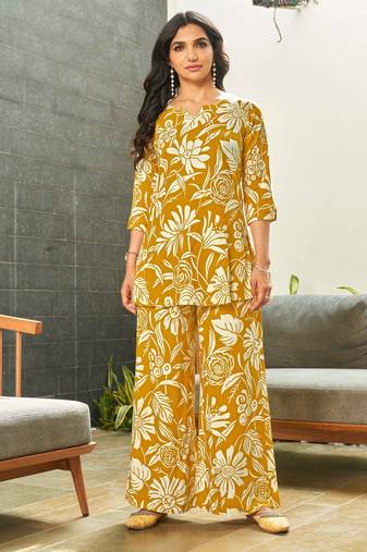 Mustard floral print rayon relaxed fit co-ord set