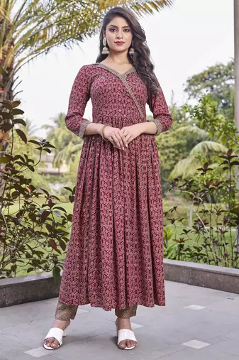 Women red printed anarkali kurta set with v-neck & ethnic motif print
