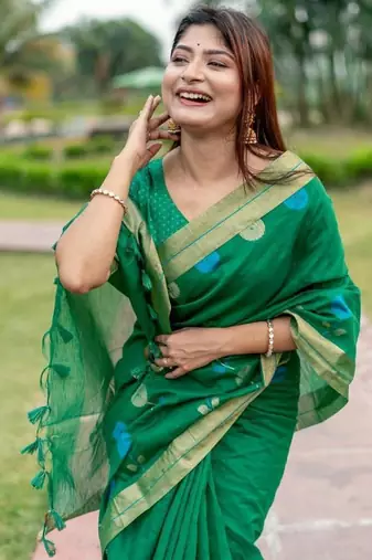 green linen silk blend jamdani weaving border sarees