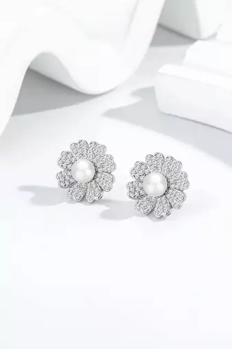 Pure 925 silver pearl bloom radiance earrings for women