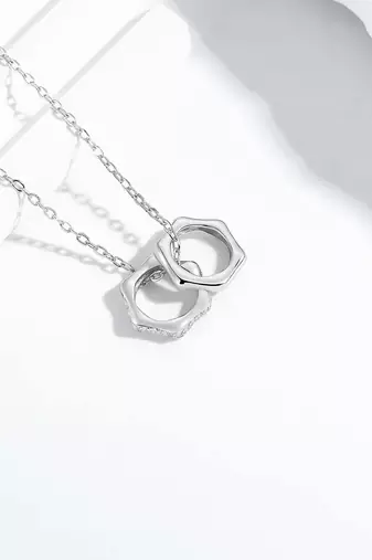 silver aura interlocked design 925 pendant
