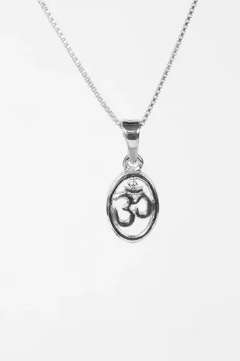 silver om oval design 925 silver pendant