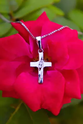 silver cross minimal design 925 pendant