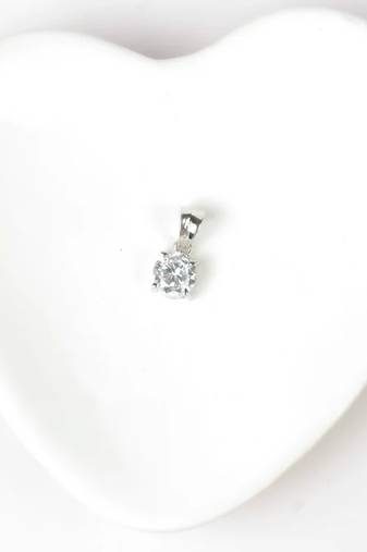 Pure 925 silver 4 prong solitaire pendant for women