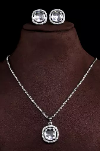 silver white american diamond pendant set