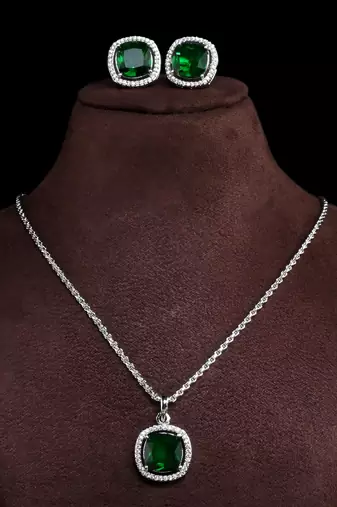 silver green stone rhodium brass pendant set