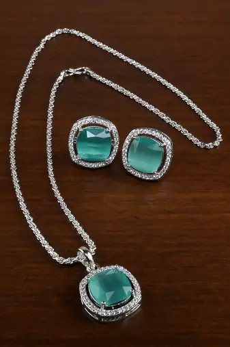 silver turquoise green stone designer pendant set